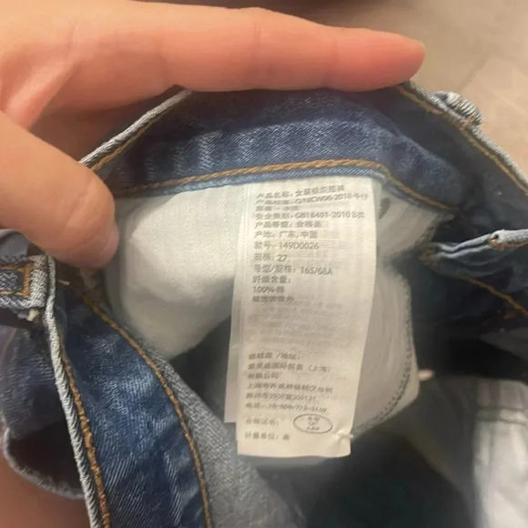 A&F Jean Shorts Pleated Cuffed High Rise Size 4 27 Blue Washed - Picture 4 of 7